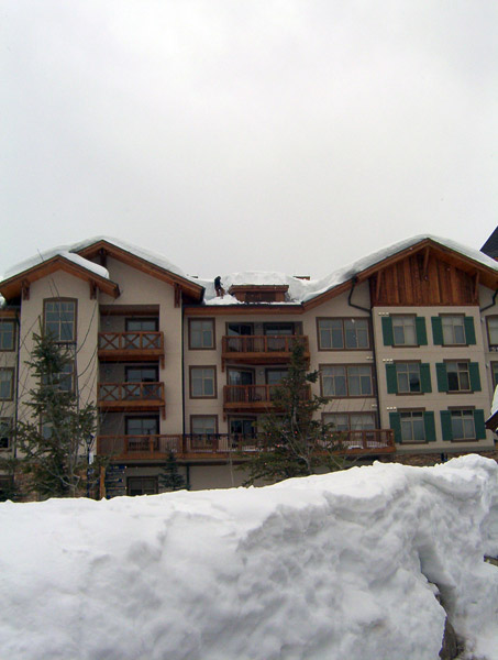 Annual snowfall at Utah resorts often reaches hundreds of inches.