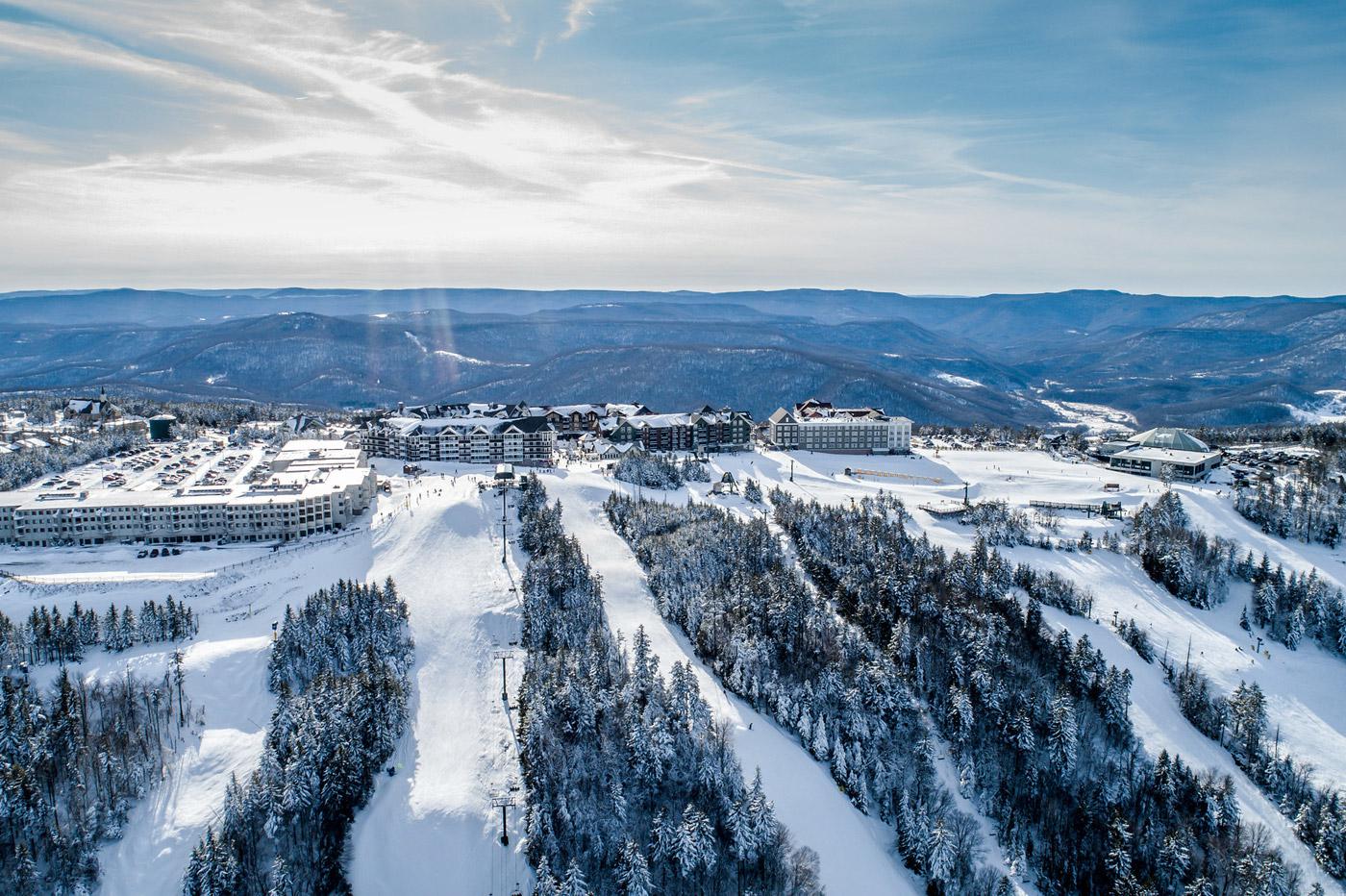 snowshoe resort lodging